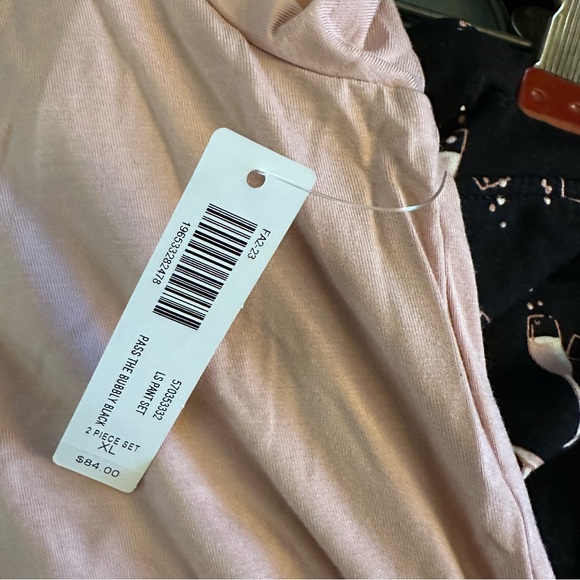 Soma NWT Cool Nights Pajamas Pink Long Sleeve Top with Black Champagne Pants XL - Picture 5 of 7